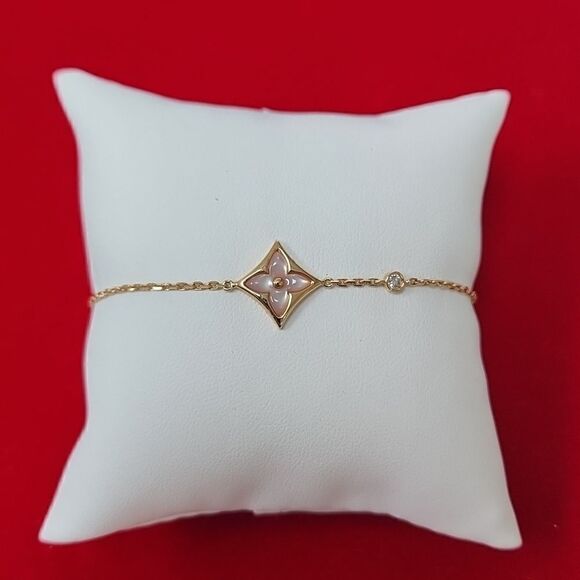 Louis Vuitton BLOSSOMS Pink Mother of Pearl and Diamond 18K Rose Gold Bracelet - Picture 1 of 4